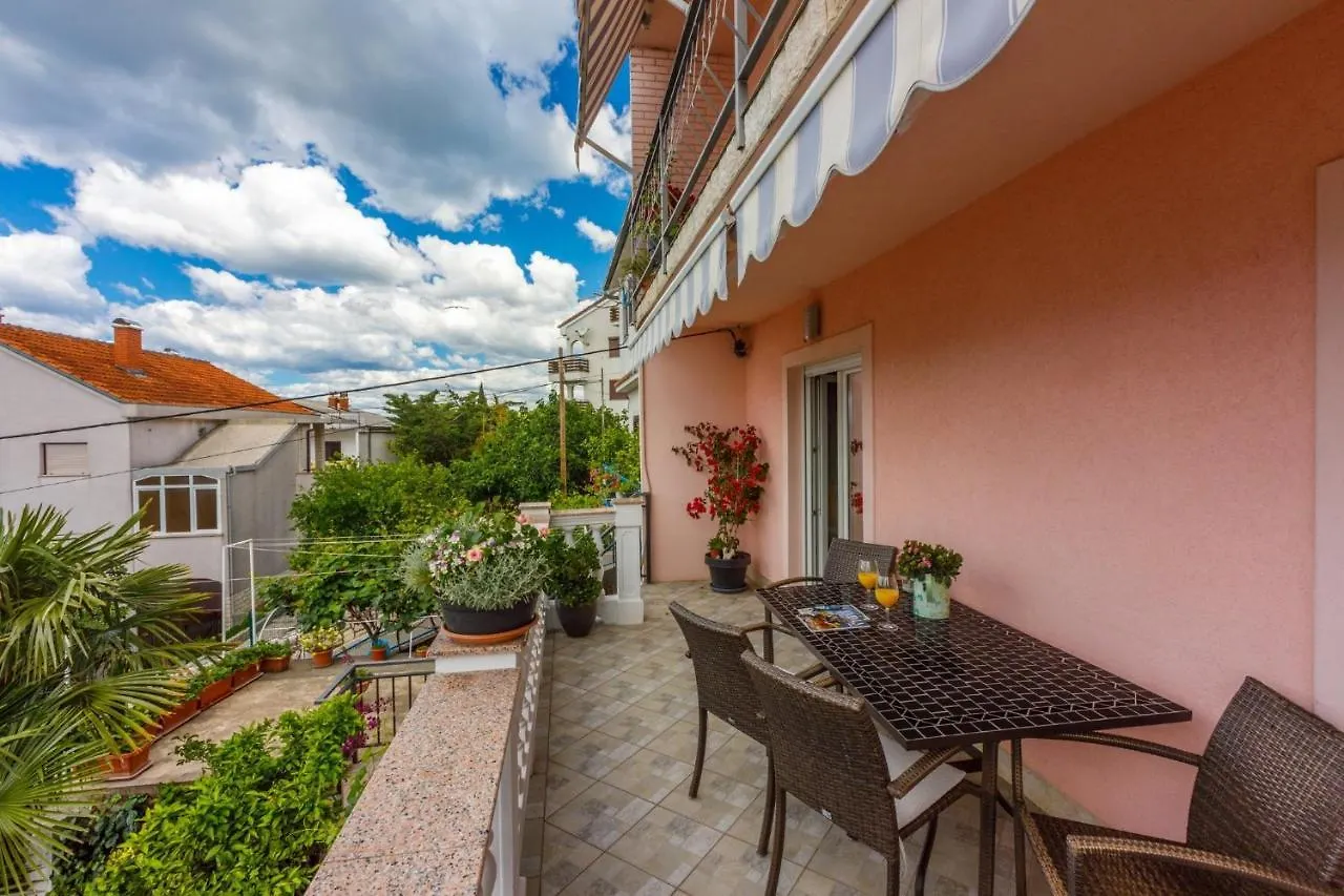 Josip Apartment Crikvenica 0*,