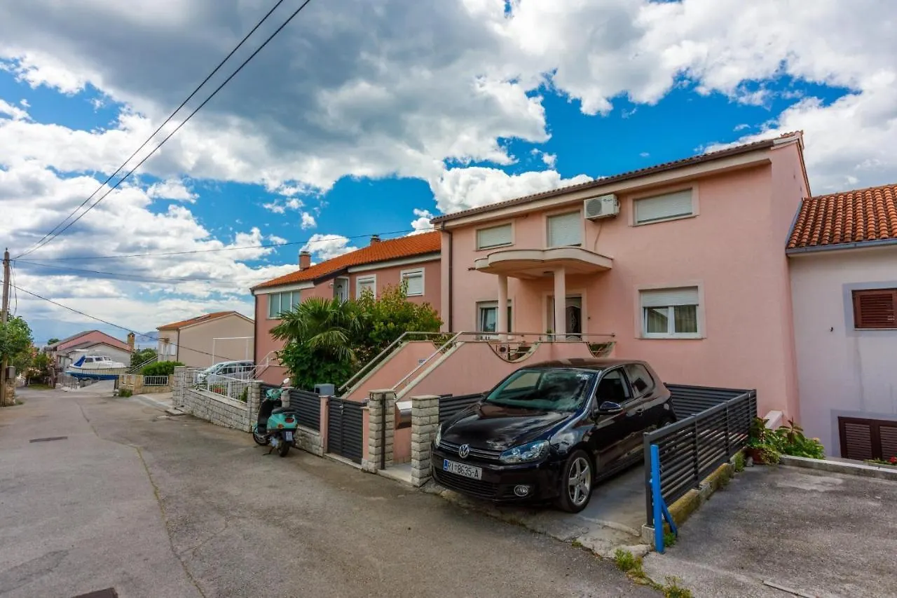 Josip Apartment Crikvenica